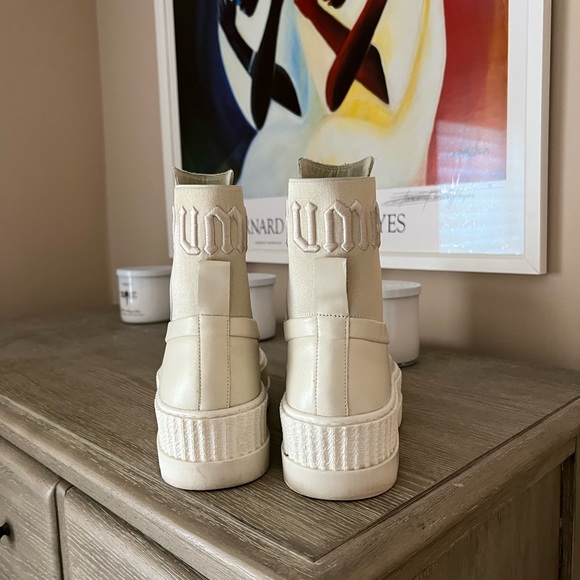 Puma by Rihanna Chelsea Sneaker Boots in Vanilla Size 7.5 - Picture 7 of 7